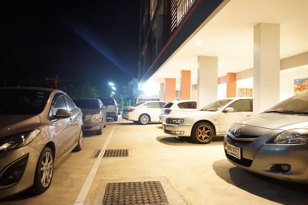 Chompu Nakarin Apartment Trang Exterior foto