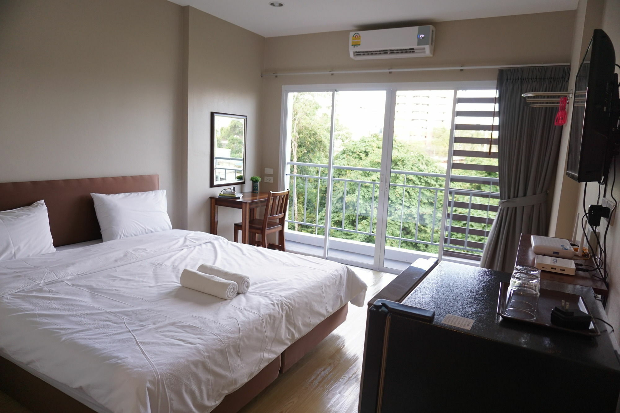 Chompu Nakarin Apartment Trang Exterior foto